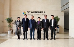 井岡山經(jīng)開(kāi)區(qū)黨工委副書(shū)記郭晶晶一行蒞臨四方光電考察